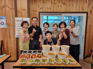 대구 군위군 효령면 여성자원봉사대, 사랑의 반찬 전달