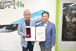 6ㆍ25 무공훈장 70년만에 유족 품으로