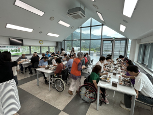 청도군기독교여성연합, 장애인 중식봉사