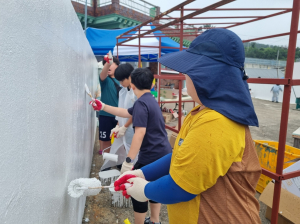 포항 구정초, 다무포 하얀마을 만들기 페인팅 벽화 봉사 참여