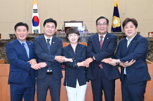 대구시 달성군의회, 30여년 만에 첫 여성의장