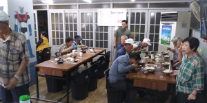 김천시 황금시장상인회, 경로당 어르신 대상 점심식사 제공