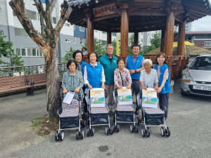 상주 신흥동지사협, 보행보조차 18대 지원