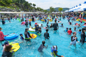 영주 도심 물놀이장서 ‘무더위 탈출’