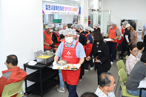 김천시장애인회관  ‘복날 맞이 나눔밥상’ 행사 진행