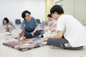 찾아가는 미술교육 ‘산책’…발달장애인과 함께
