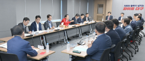 홍준표 대구시장 “의성화물터미널, 플랜B 방안도 검토”
