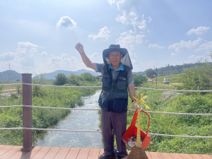 김천 감천변 지킴이 박화용 씨, 쾌적한 환경 조성 기여