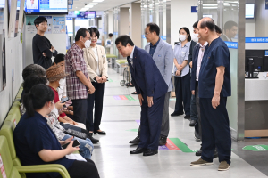 김충섭 김천시장, 추석 연휴 대비 응급의료체계 점검
