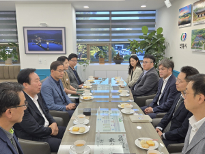 안동시-㈜유한건강생활, 천연물 산업 발전 투자 논의