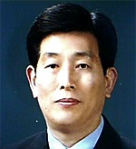 이종윤 전 양구경찰서장, 울릉군 고향사랑기부금 500만원 전달