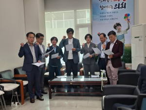 “시의장 입맛대로 인사 전횡…김일만은 사과하라”