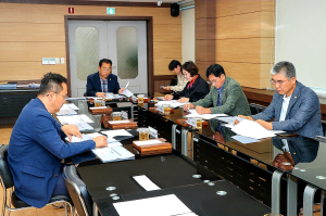 울릉군의회, 경제교통정책실 등 업무보고 받아