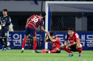‘아쉬움 한가득’ 김천상무, 울산 HD와 0대 0 무승부