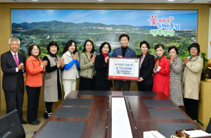 경산시 여성친화도시 제5기 시민참여단, 2024 기부데이 프리마켓 수익금 전액 이웃돕기 성금기탁