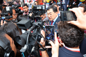 “경주 APEC 회의 적극 지원해 달라”