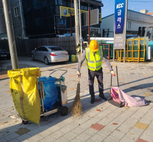 대구 서구, 개조 가로청소용 손수레로 효율성↑