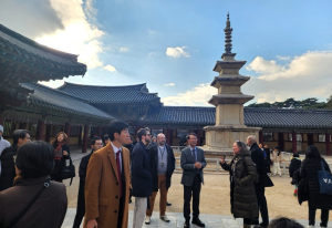 경주 찾은 APEC 회원 주한공관 관계자