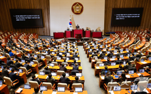 민주당 주도 '김건희 특검법안' 재표결서 부결…가결에 2표 부족