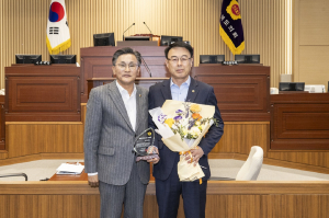 이충원 경북도의원, 행정사무감사 우수의원 선정