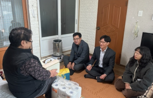 포항시남구, 독거어르신 생신축하 ‘웃음꽃 활짝’