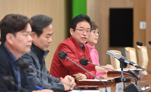 이철우 경북도지사 “지방정부 흔들림 없이 민생ㆍ경제 챙겨야”