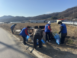 바르게살기운동김천시감문면위원회, 연말맞이 환경정비 실시