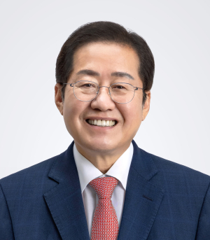<신년사> 홍준표 대구시장 “승풍파랑의 각오로 ‘대구혁신 100+1’ 과제들 완결”