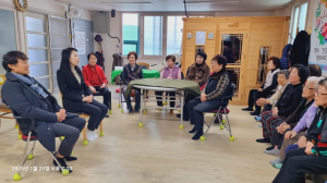 포항 우창동장, 경로당 방문 위문품 전달