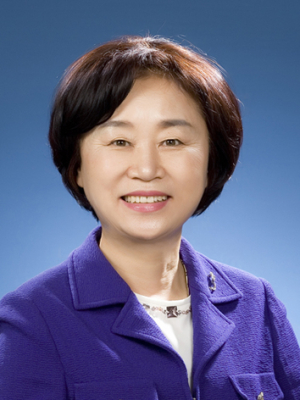 홍복순 군위군의원, 친환경 현수막 사용 촉진 발판 마련