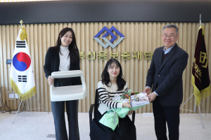 경북신보, 저출생 극복 앞장…직원에 ‘임신축하꾸러미’ 전달