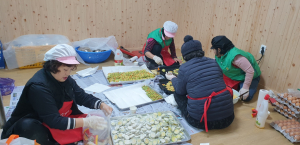 울진군 금강송면 지사협, 김치ㆍ반찬 전달
