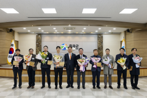 칠곡군, 재정확충 기여 성실납세자 감사패