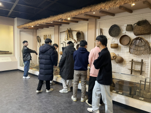 경북보건대 외국인 새내기, 김천시 농기술센터 방문