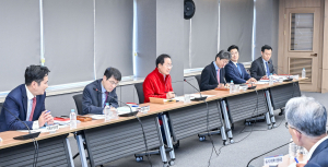 洪 “尹 탄핵되면 대선 나갈 수밖에”