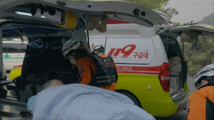 경북소방본부, 연기 뚫고 안전 이송 ‘온힘’