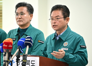 [속보] 이철우 경북도지사 “산불피해 5개 시·군 27만명에 30만원 지급”
