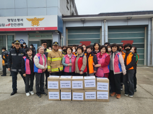 생활개선봉화군연합, 산불피해지 간식제공