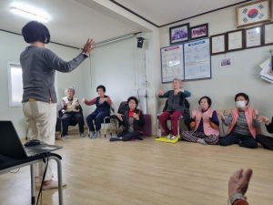 김천시 평화남산동, 찾아가는 가요 교실
