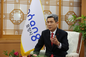 이강덕 포항시장 “경제회복ㆍ민생 최우선 흔들림 없이 정진”