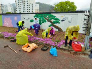 김천시 대곡동 새마을협의회ㆍ부녀회, 경북도민체전 대비 환경정화 활동
