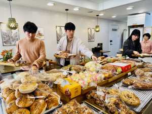 <특집> 구수한 빵 냄새…활력이 피어난다 맛과 멋 빵빵한 ‘문경 점촌점빵길’
