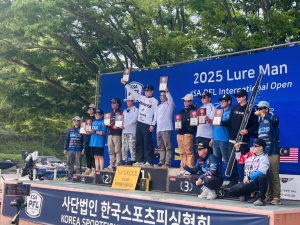 한국스포츠피싱협회, 안동시에 산불피해 복구 성금 전달