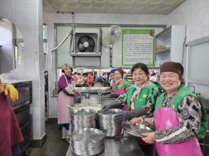 상주시 계림동 새마을부녀회, 급식 봉사