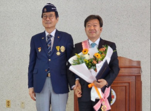 남한권 군수 ‘향군대휘장’ 수상