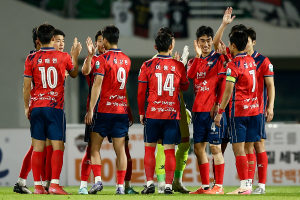 '8기 전역 기념식' 김천상무, 홈에서 수원FC 반드시 꺾는다