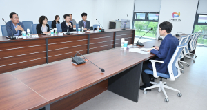 김정기 대구시장 권한대행 “누구에게나 열려 있는 노사평화의 전당”