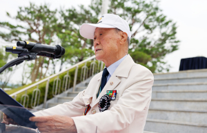 “하늘에서 만나세” 칠곡 울린 노병의 편지