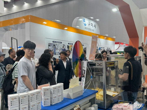 봉화군 ‘곤충 펫푸드’ 바이어 관심 집중