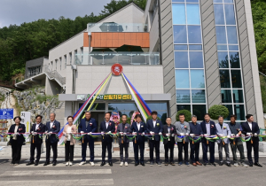 <특집> 봉화, 산림 치유 새 지평 열다…문수산산림복지단지 개장